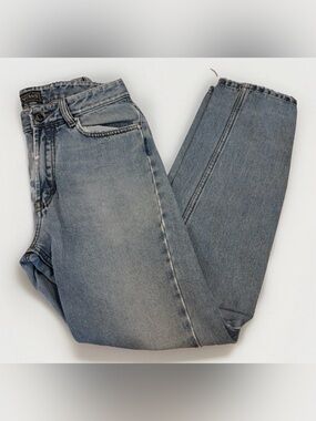 Vintage 90s Versace Mom Jeans Distressed Straight Leg Light Wash 30x30 Women's